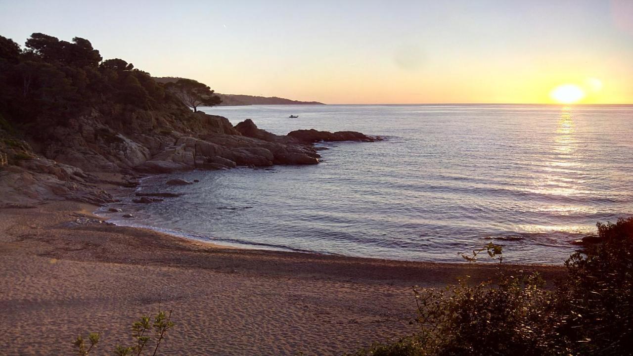 ⭑ Terrace + Sea Views + Private Beach. What Else? ⭑ Tossa de Mar Eksteriør bilde